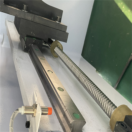 Hydrauliczna elektryczna giętarka do rur 3D CNC