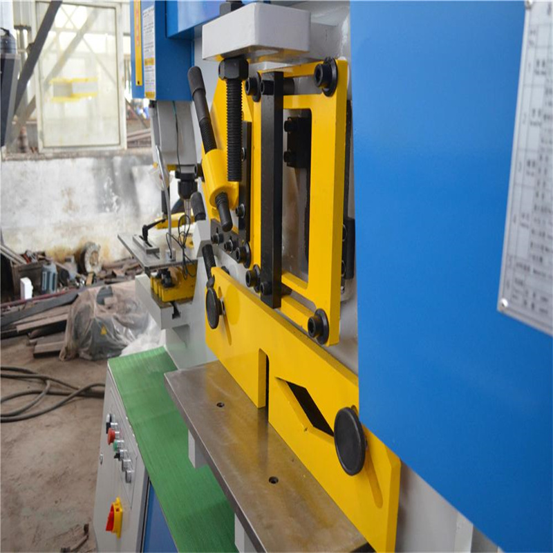 Wysokiej jakości maszyna do gięcia blach cnc hydrauliczna maszyna do wykrawania żelaza
