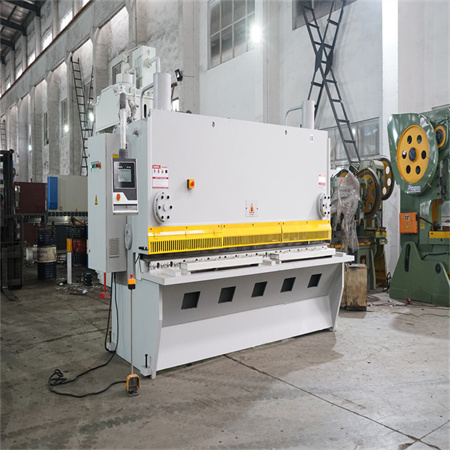 Maszyna hydrauliczna do blachy 220T-3200 Hydrauliczna maszyna do maszyn CNC Wyposażenie przemysłu Maszyna do gięcia blach z CT12