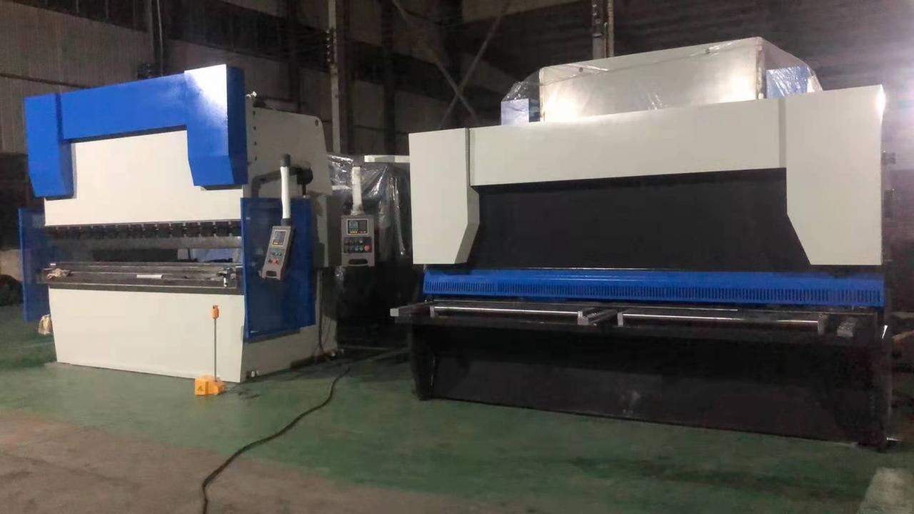 Sterownik systemu Cnc Da53t 125t4000 3 + 1 osi Cnc hydrauliczna prasa krawędziowa o dobrej jakości