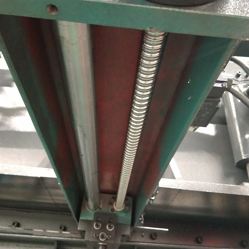 Qc12k-4x2500 Cnc hydrauliczna dostosowana maszyna do cięcia nożyc